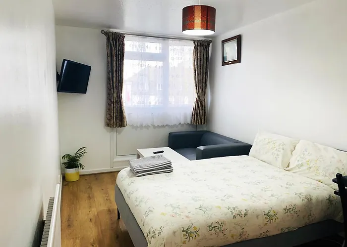 Laret Guest House